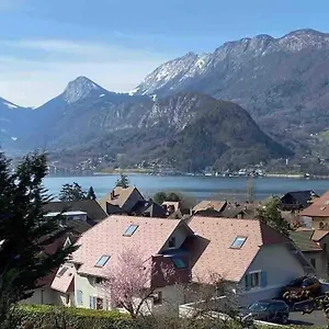 Duplex Vue Et Montagne à Appartement Talloires
